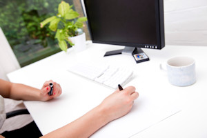 desk signing